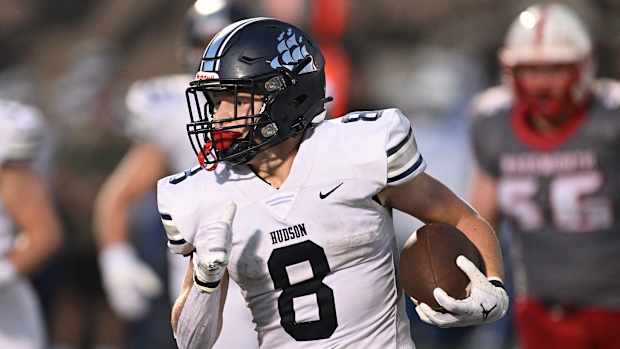 Hudson football vs Wadsworth 0916 Jeff Harwell23